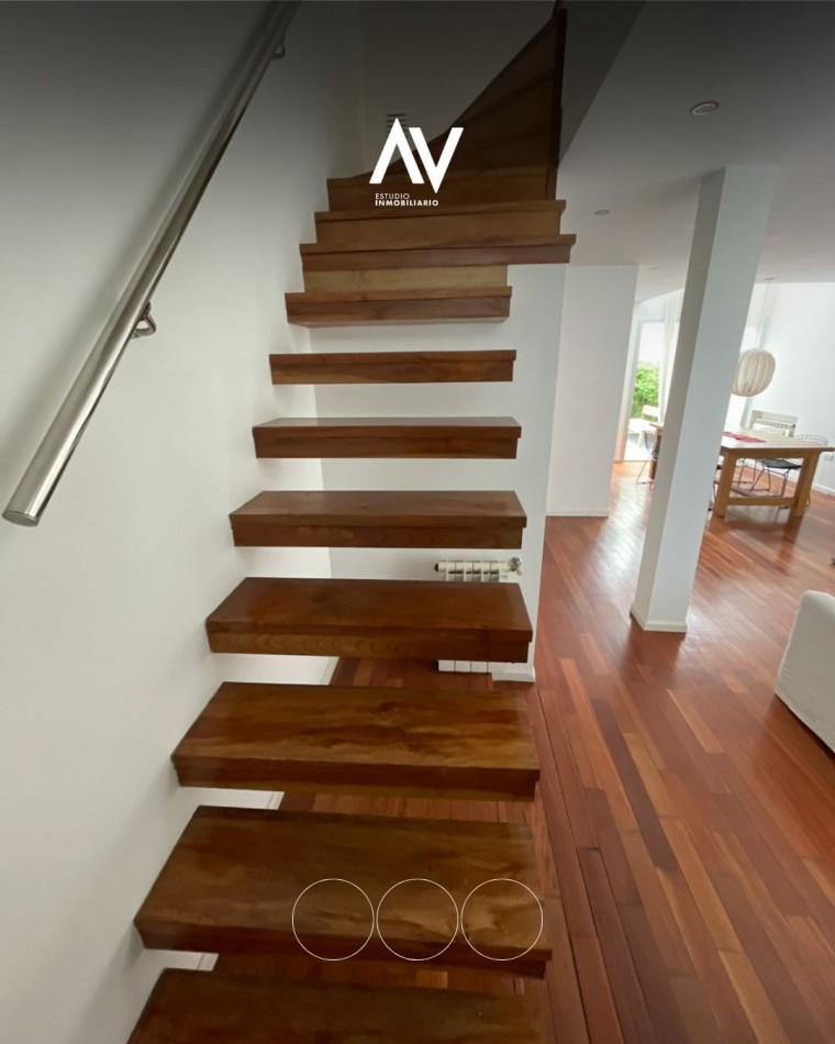 Alquiler temporal! Duplex 3 ambientes con patio con parrilla y cochera. Excelente zona Olavarria3115