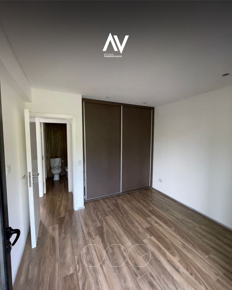 En Venta dos ambientes con balcon y parrilla. A estrenar!