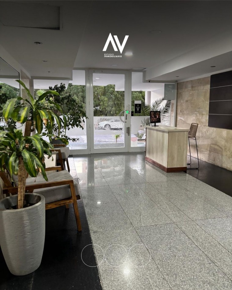 En venta! dos ambientes con balcon en Aristobulo del Valle 2400 
