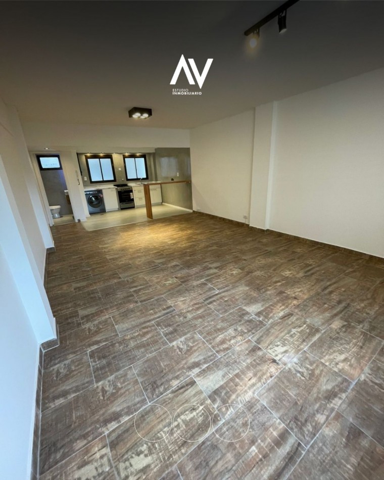 Tres ambientes reciclado 76m2 Buenos Aires al 2300
