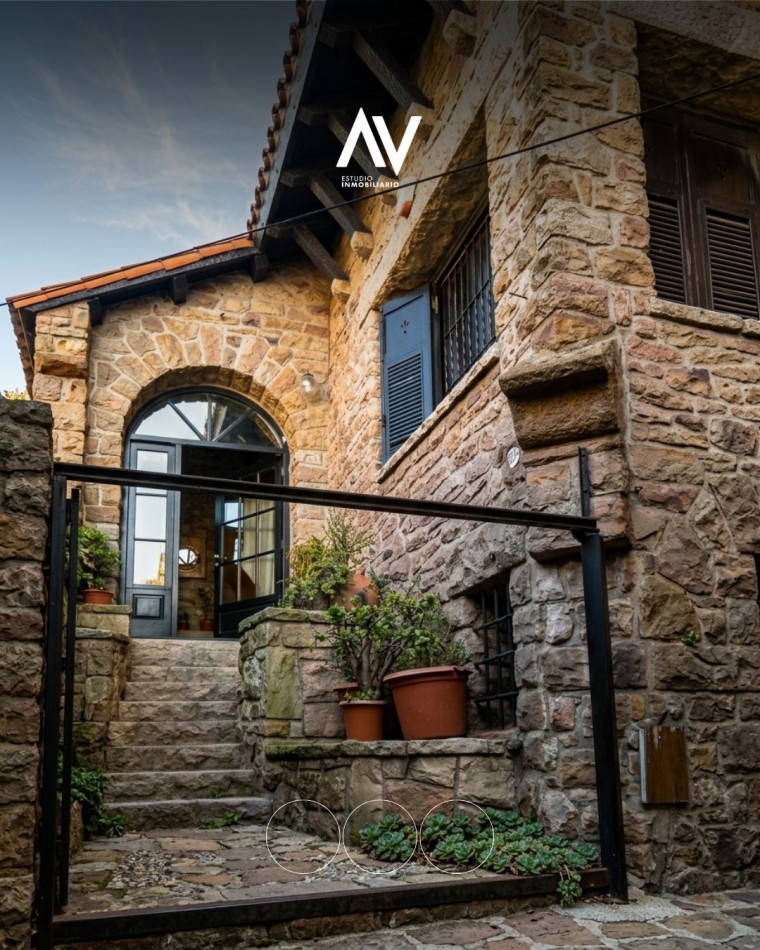 En venta! Casona ideal para Hotel o remodelar.