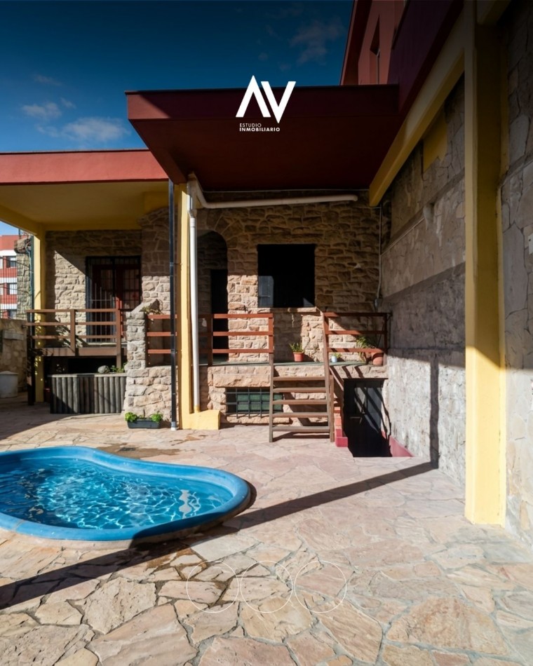 En venta! Casona ideal para Hotel o remodelar.