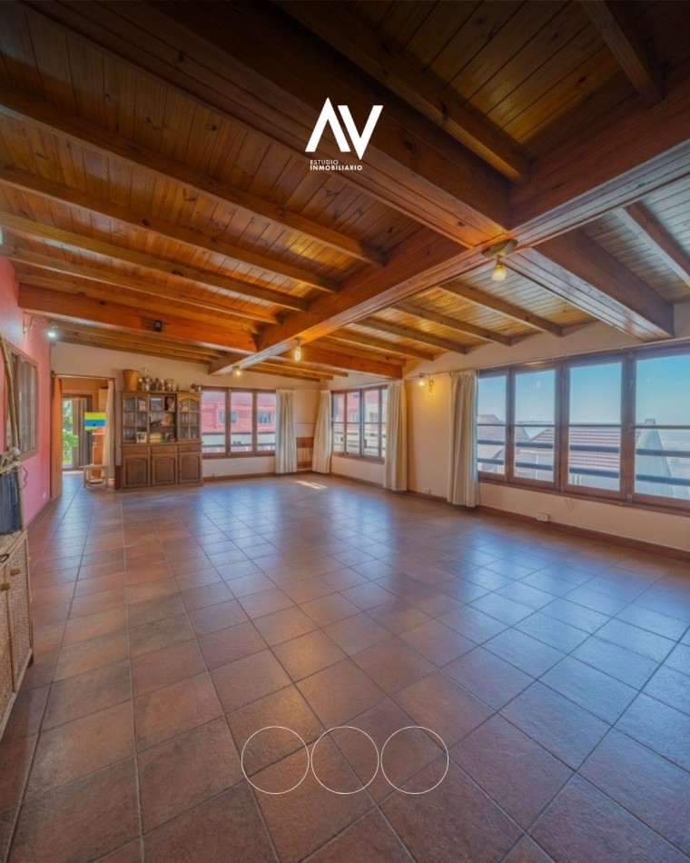 En venta! Casona ideal para Hotel o remodelar.