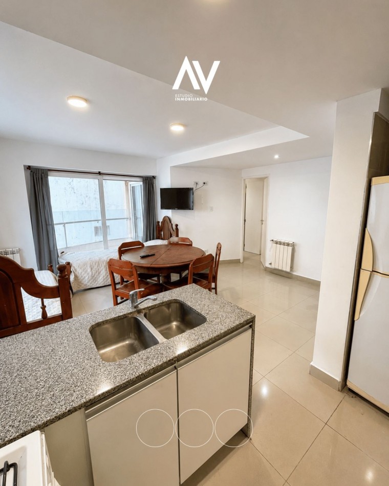 Departamento dos ambientes en venta Mar del Plata zona centro. Apto credito
