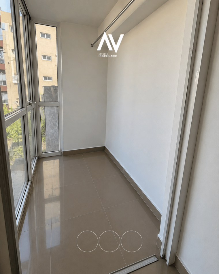 Dos ambientes con vista al mar. En venta 