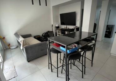Departamento tres ambientes reciclado con balcon , en venta. Mar del Plata zona centro