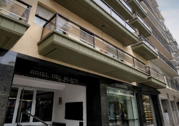 Tres ambientes reciclado 76m2 Buenos Aires al 2300